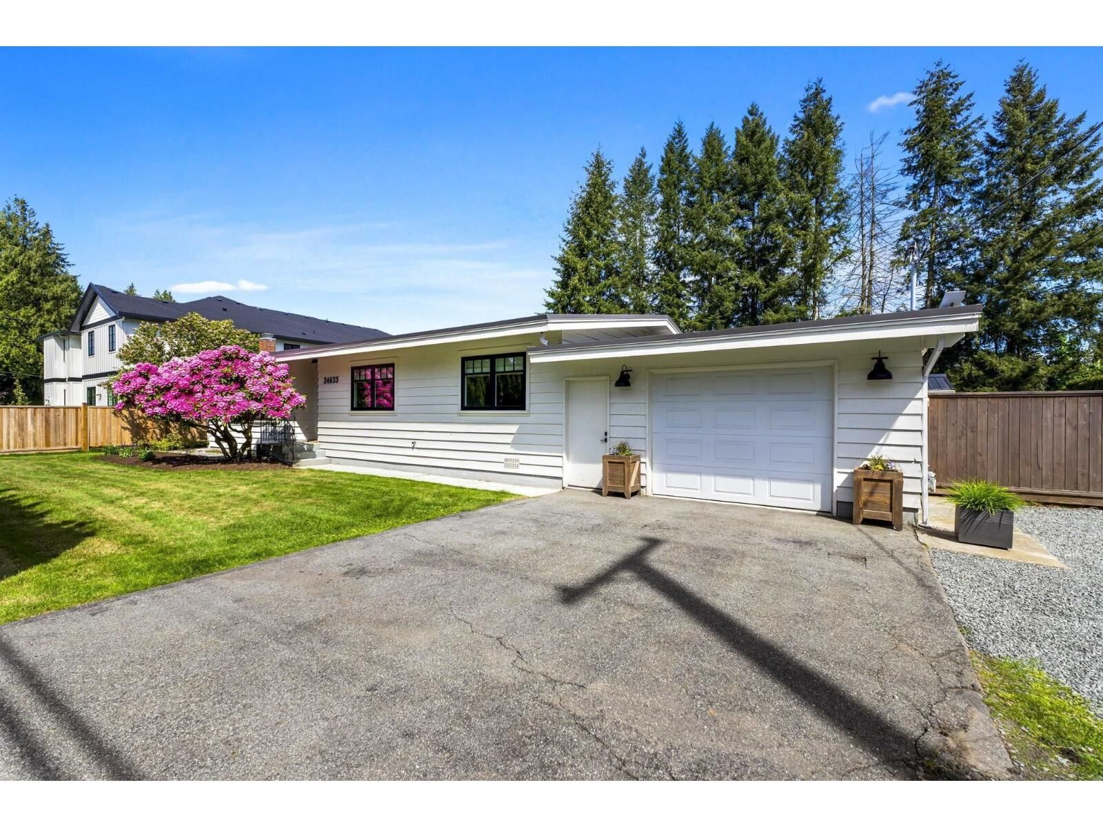 Property Photo:  24633 56 Avenue  BC V2Z 1B9 