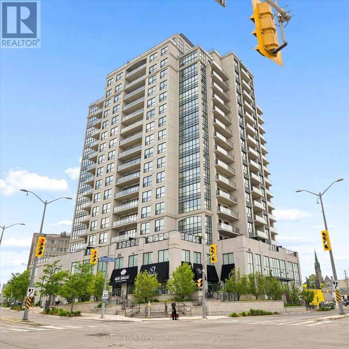 Property Photo:  160 Macdonell Street 405  ON N1H 0A9 