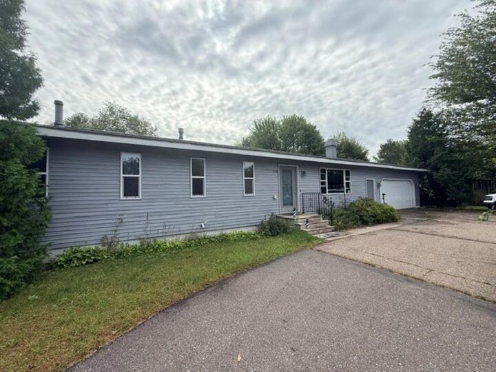Property Photo: 1542 Pine Grove Drive WI 54455