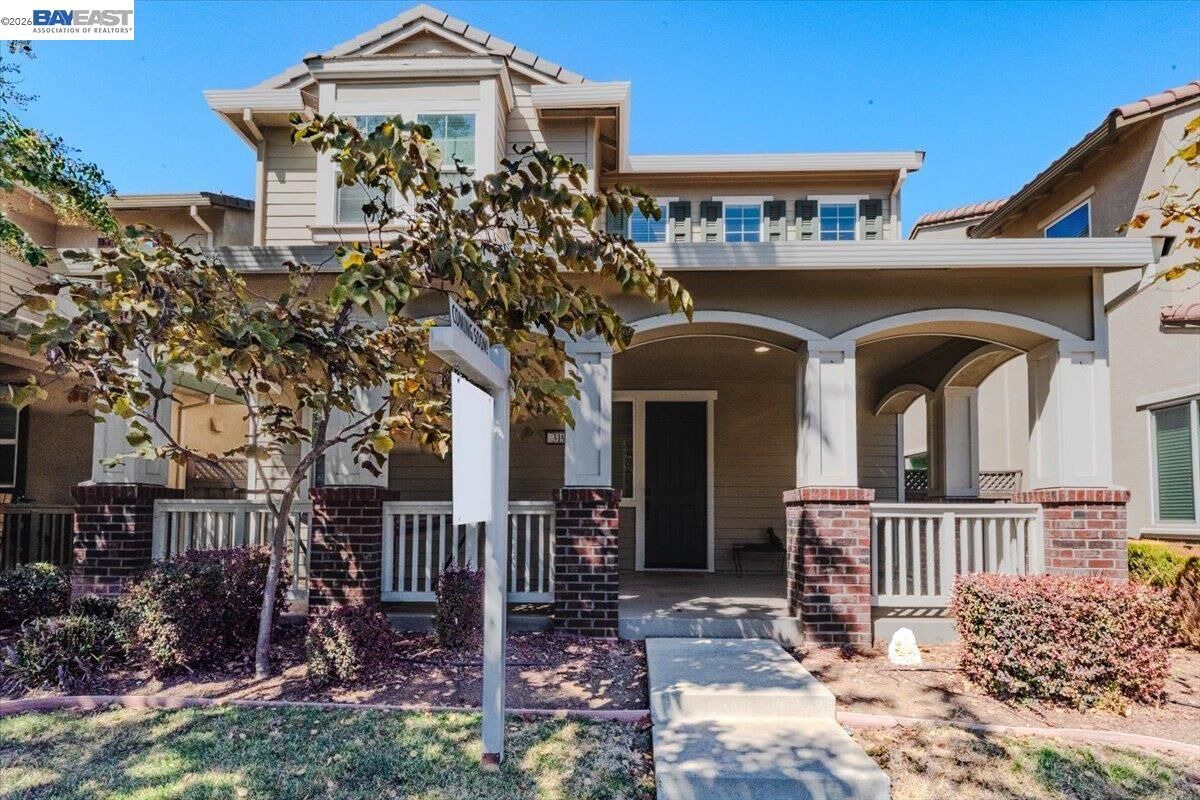 Property Photo: 319 W Aventino Ave CA 95391