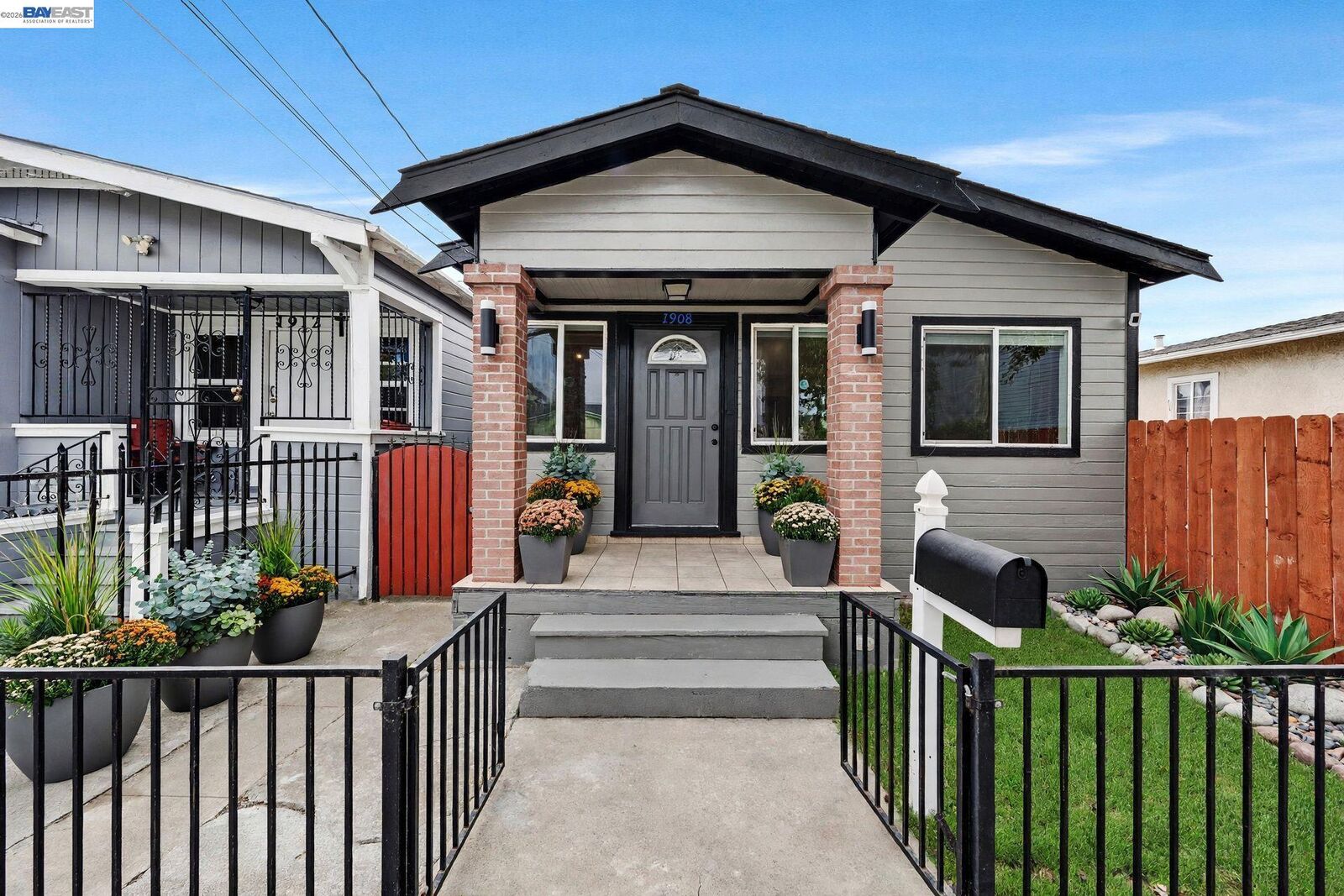 Property Photo: 1908 Pennsylvania Ave CA 94801