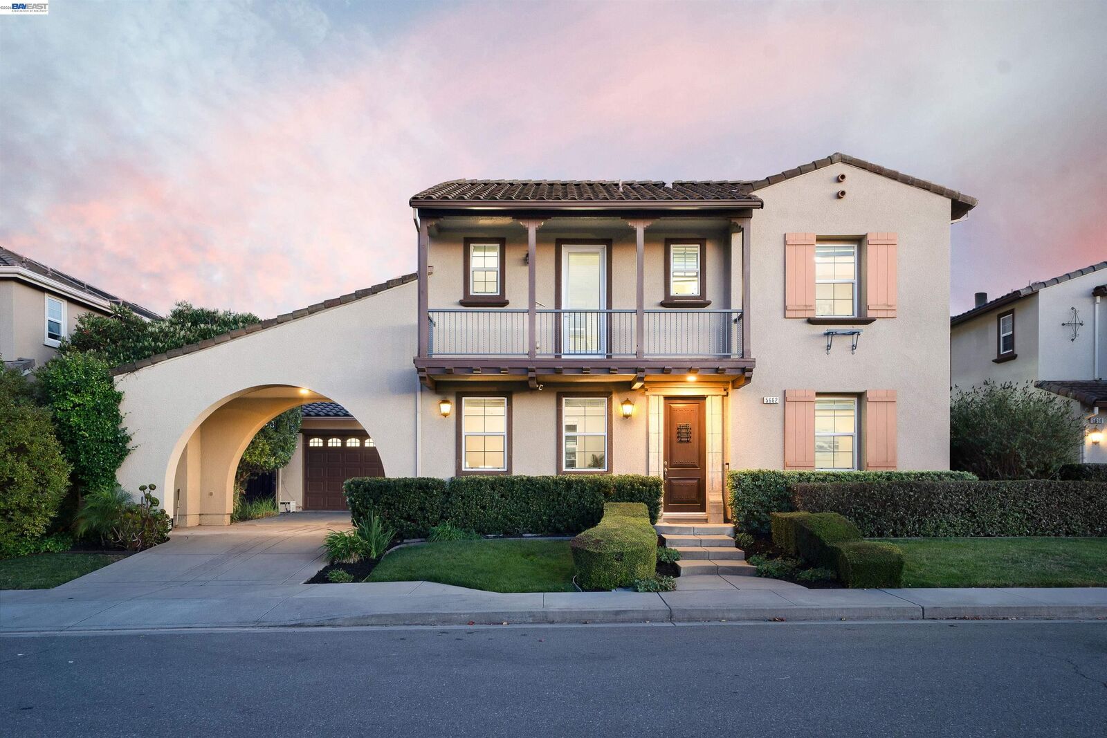 Property Photo:  5662 Lysander Way  CA 94582 
