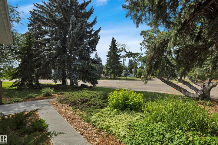Property Photo: 5003 143 Street NW AB T6H 4E1