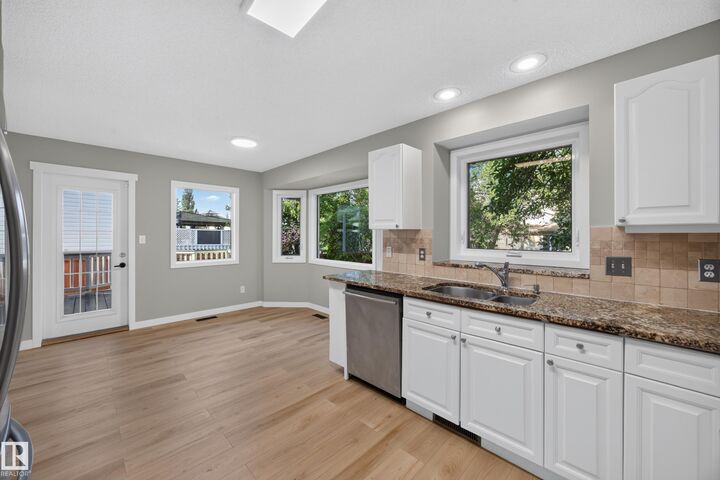 Property Photo:  3640 31 Street NW  AB T6T 1G8 