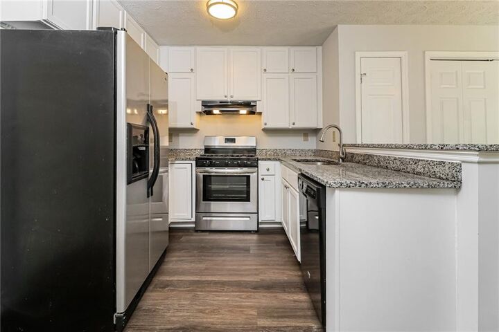 Property Photo:  4050 Paloverde Drive NW  GA 30144 