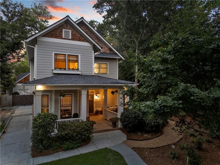 Property Photo:  744 E Side Avenue SE  GA 30316 