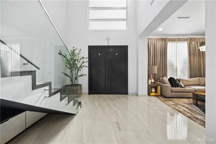 Property Photo:  200 S Grovewood Avenue  TX 78572 