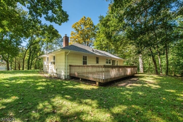 Property Photo:  9 Little Paint Way  NJ 07821 