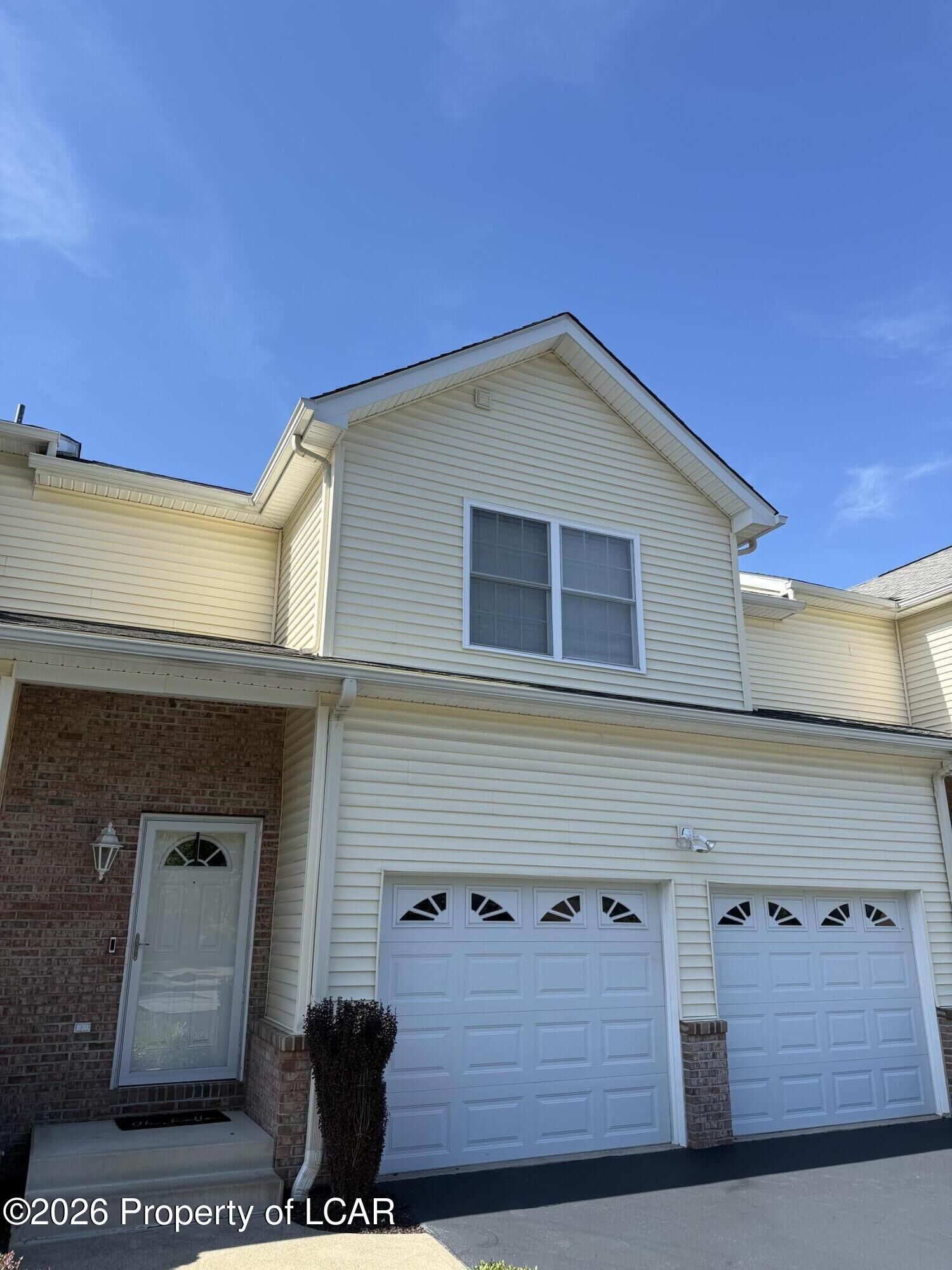 Property Photo:  105 Sharon Drive  PA 18641 