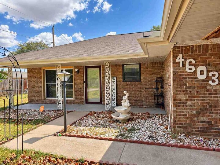 Property Photo:  4603 SE Ellsworth Cir  OK 73501 