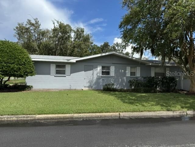 Property Photo:  550 W Palmeden Drive  FL 33803 
