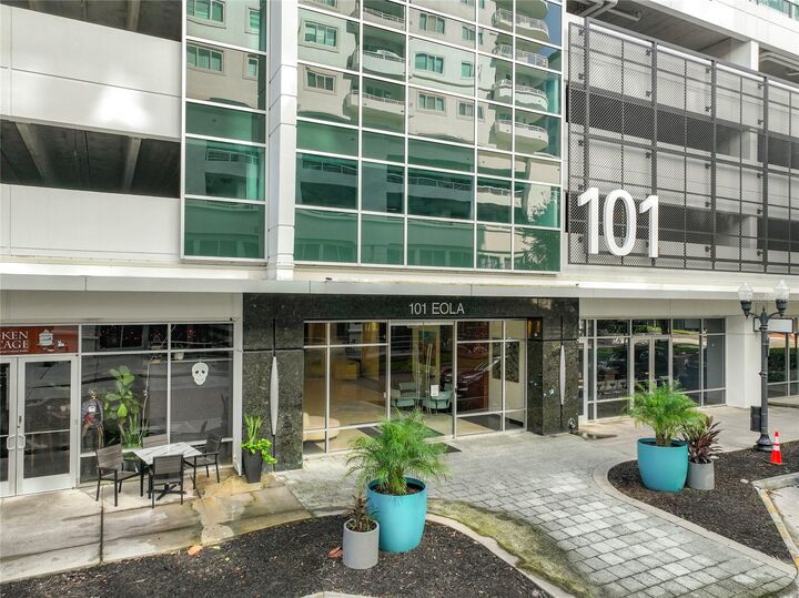 Property Photo:  101 S Eola Drive 1008  FL 32801 