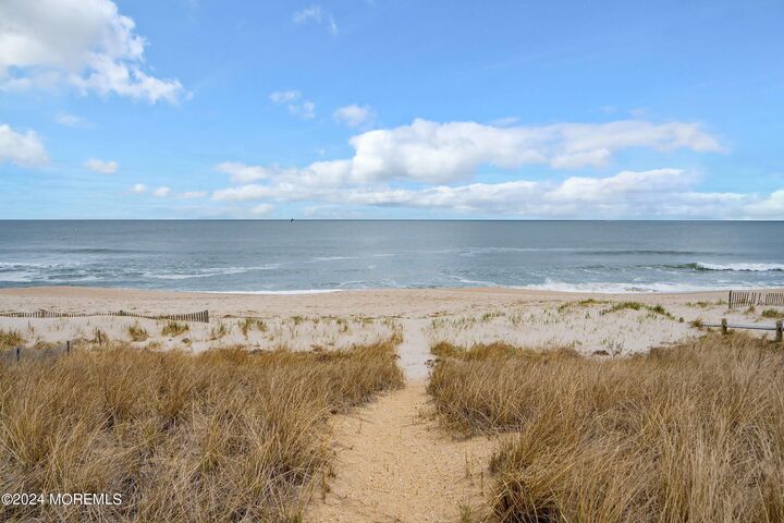 Property Photo:  961 East Avenue  NJ 08738 