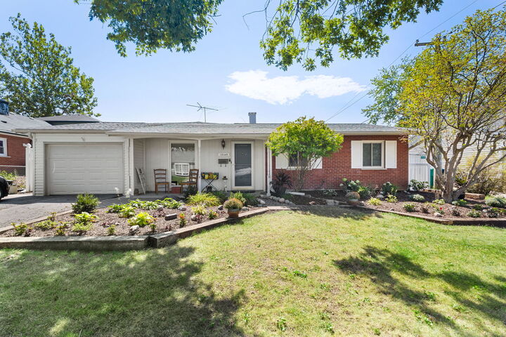 Property Photo:  10145 Hyacinth Drive  IL 60462 