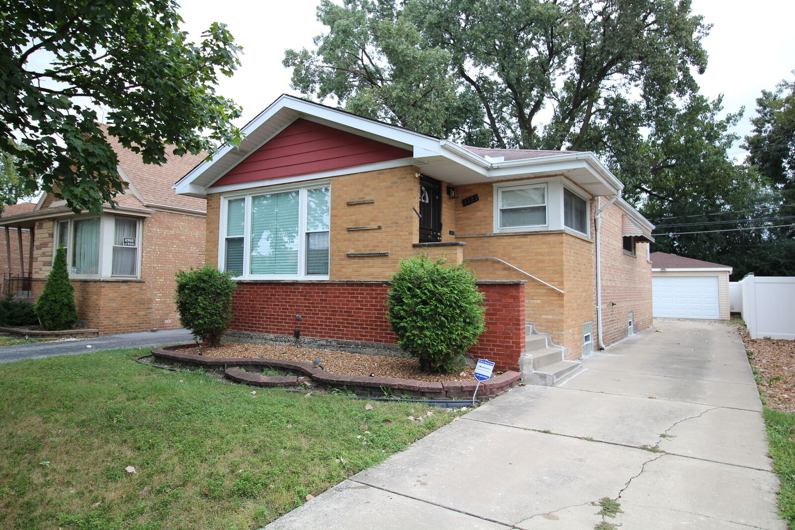 Property Photo: 3121 W 85th Street IL 60652