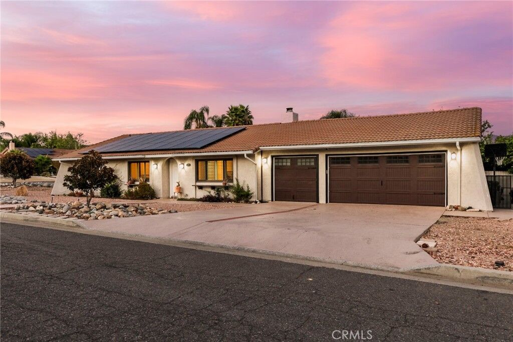 Property Photo:  23618 Fair Weather  CA 92587 