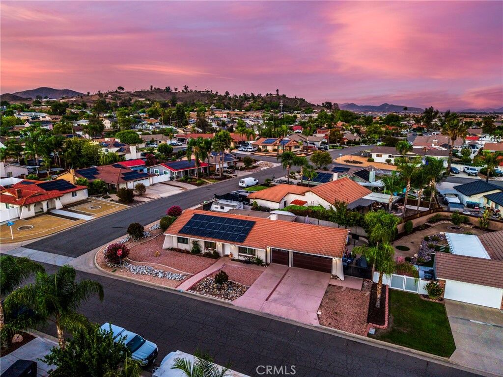 Property Photo:  23618 Fair Weather  CA 92587 