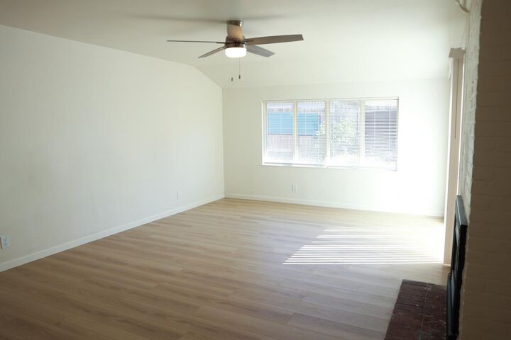 Property Photo: 1532 Wyant Way CA 95864