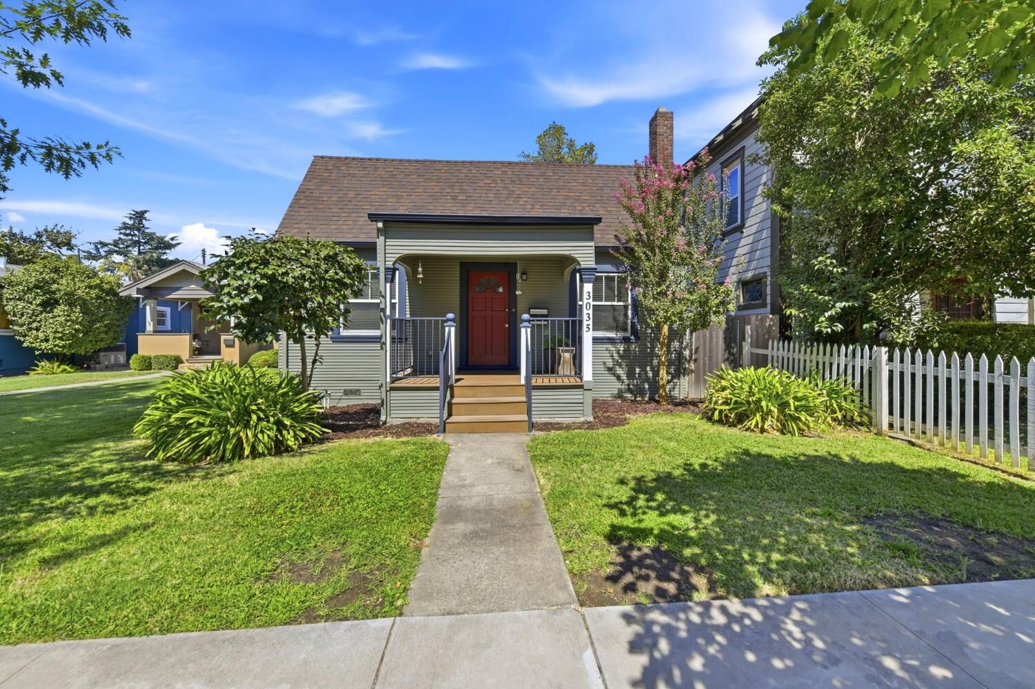 Property Photo:  3035 Marshall Way  CA 95817 