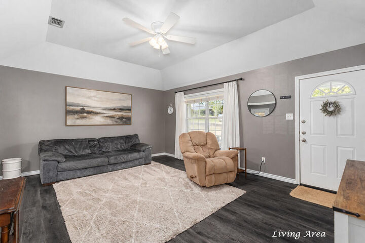 Property Photo:  190 Cr 8113  TX 75964 