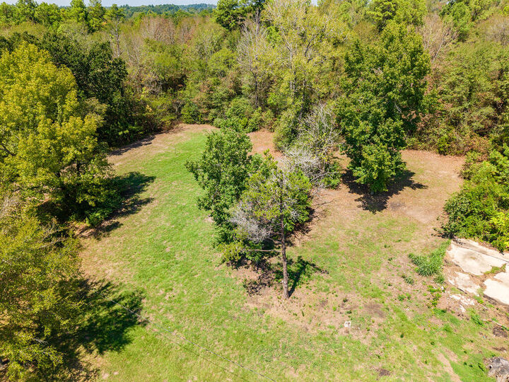 Property Photo:  512 Packer St  TX 75904 