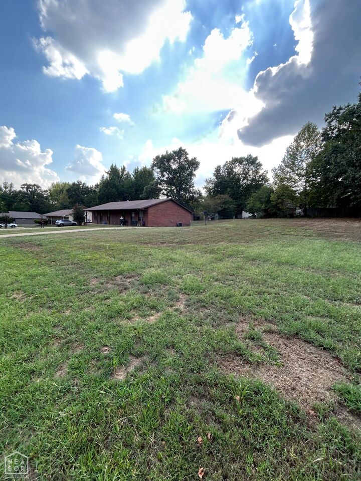 Property Photo:  1003 Scott St.  AR 72405 