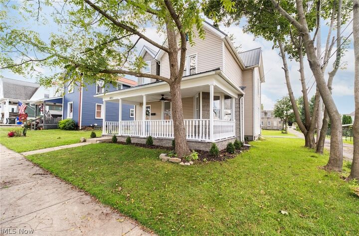 Property Photo:  651 E 6th Street  OH 44460 
