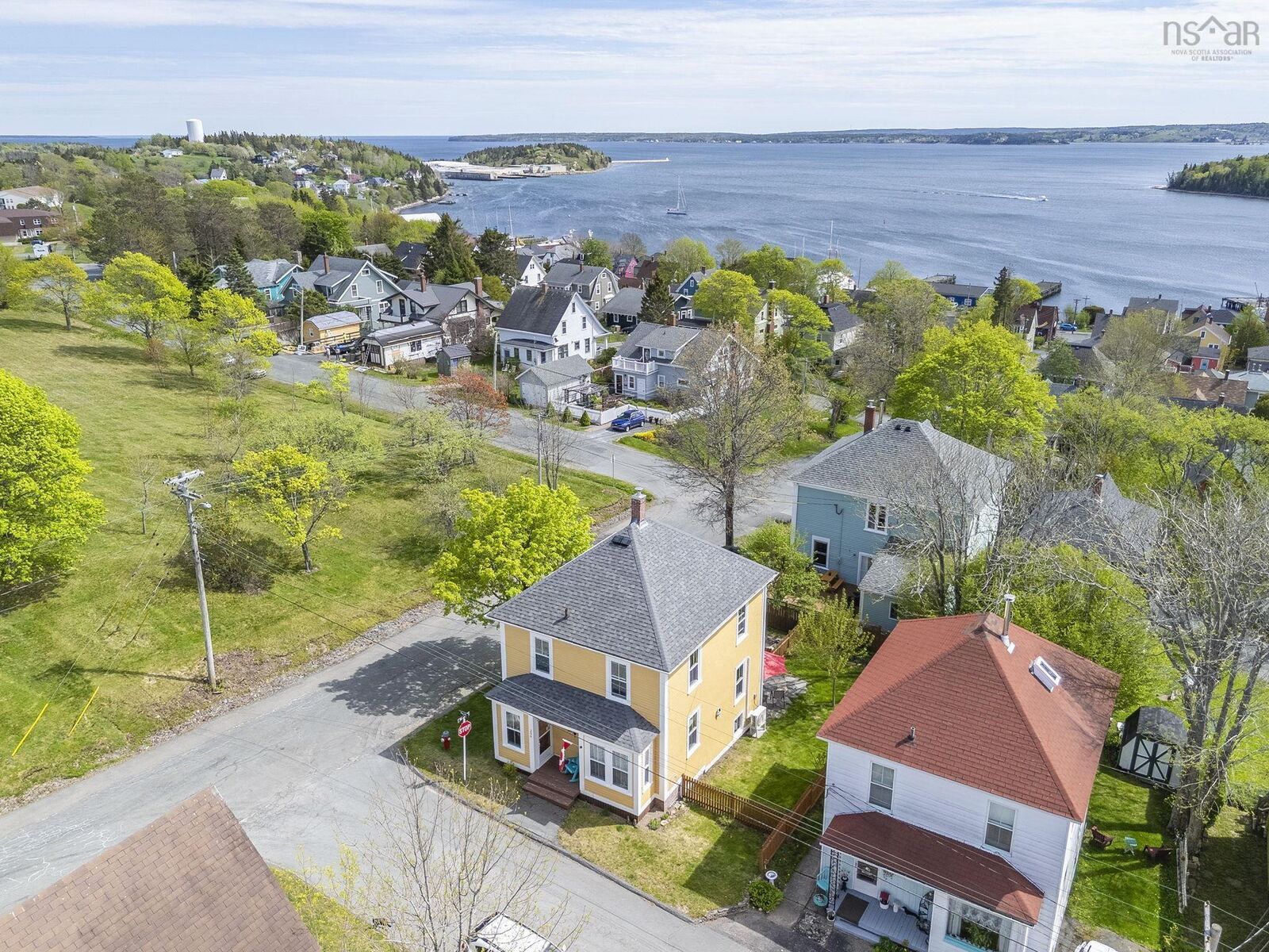 Property Photo:  206 Fox Street  NS B0J 2C0 
