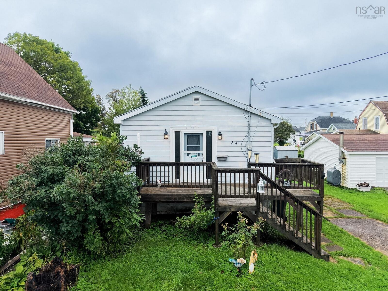 Property Photo:  24 Beech Street  NS B1P 3B4 