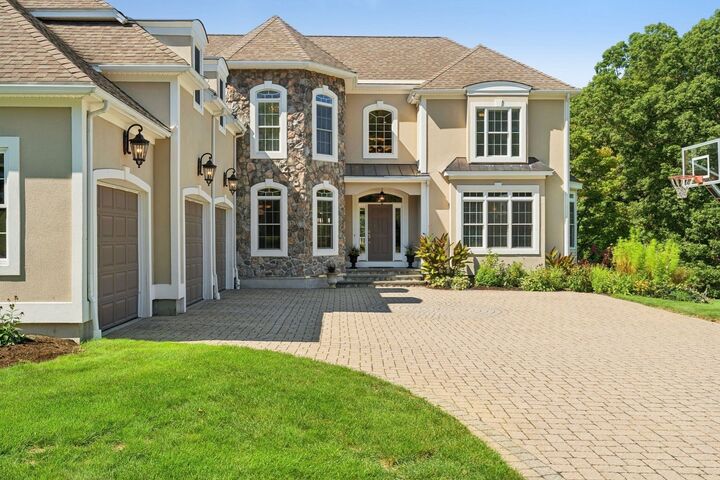 Property Photo:  11 Turner Hill Rd  MA 02052 