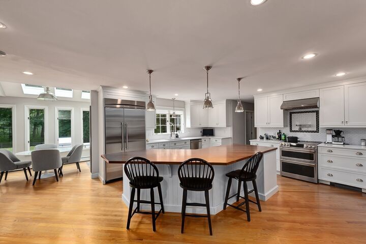 Property Photo:  19 Appleton Ln  MA 01921 