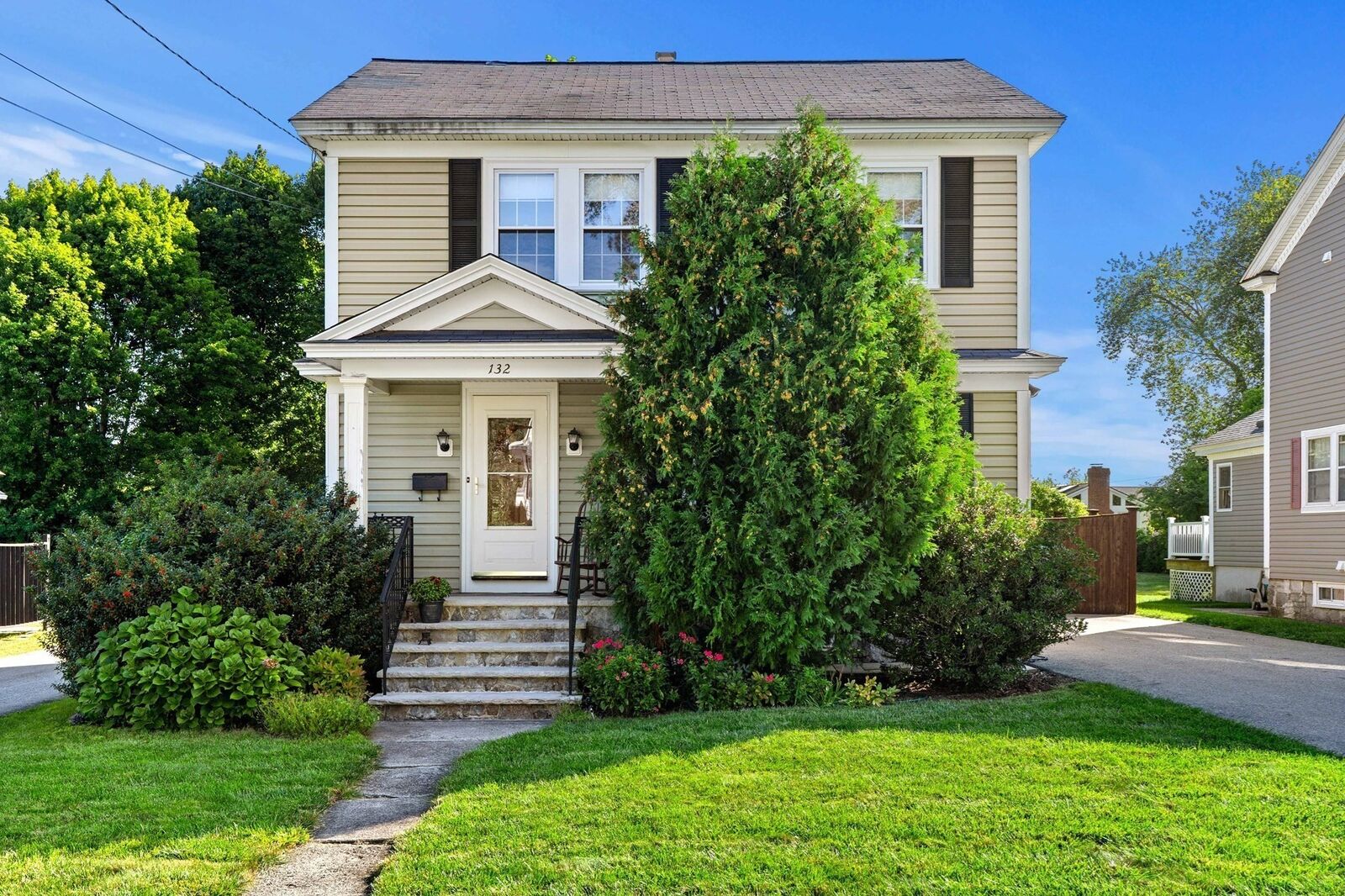 Property Photo: 132 Luce St MA 01852
