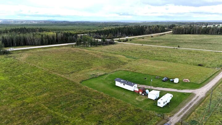 Property Photo:  53208 Range Road 152  AB T7E 3C8 