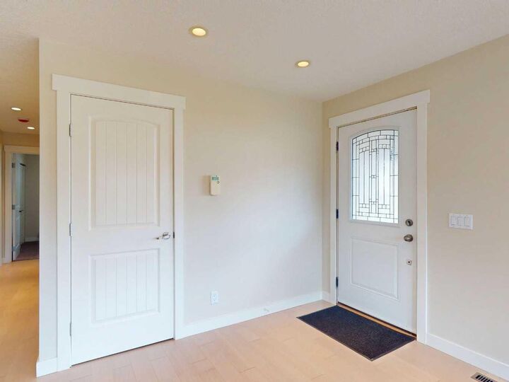 Property Photo:  23 Brown Crescent NW  AB T2L 1N4 
