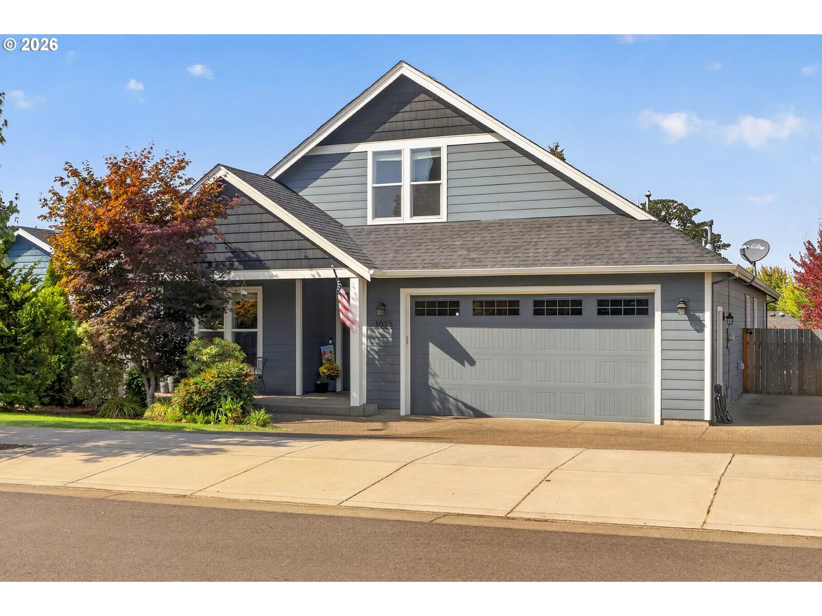 Property Photo:  1023 Jaysie Dr  OR 97381 
