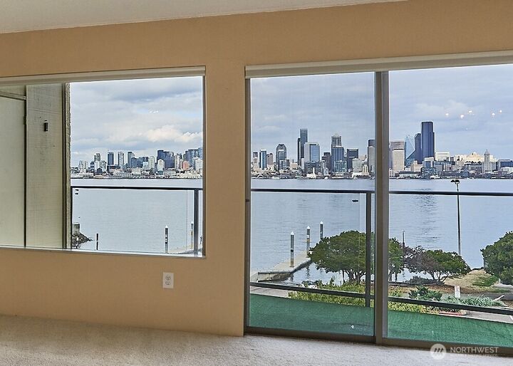Property Photo:  1301  Harbor Ave SW #308  WA 98116 
