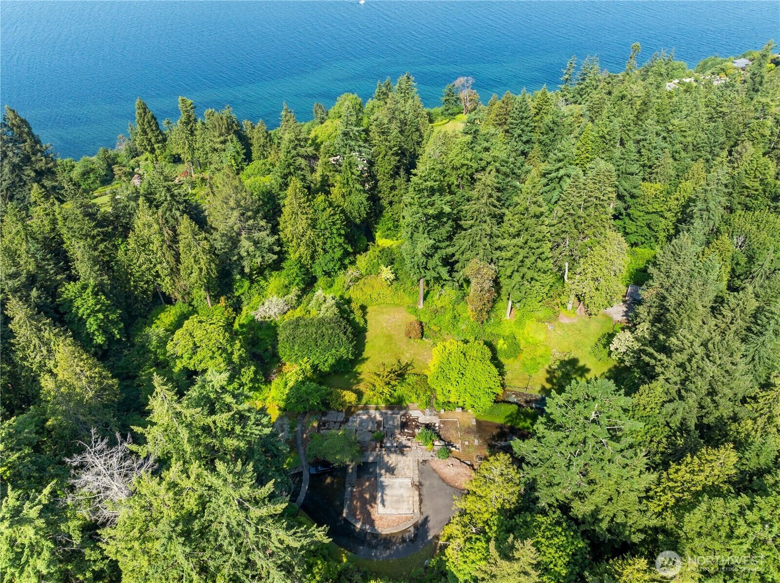 Property Photo:  105 NW Highland Drive  WA 98177 