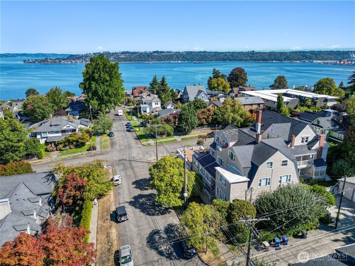 Property Photo:  406 N 6th Street  WA 98403 
