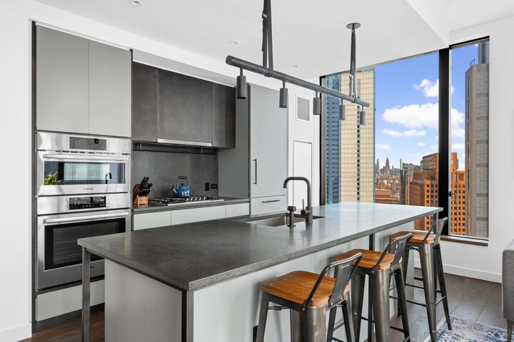 Property Photo:  11 Hoyt Street 37B  NY 11201 