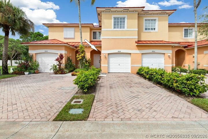 Property Photo: 4964 SE Mariner Garden Circle FL 34997