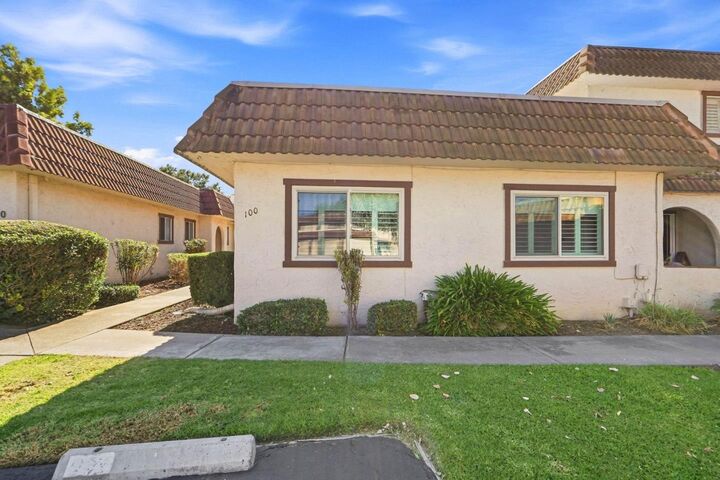 Property Photo:  100 Villa Pacheco Court  CA 95023 