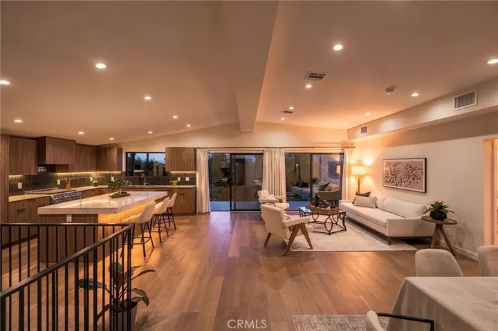 Property Photo:  6334 Bryn Mawr  CA 90068 