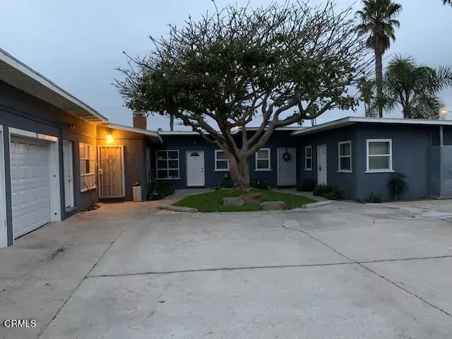 Property Photo: 2272 Pierpont Lane 5 CA 93001