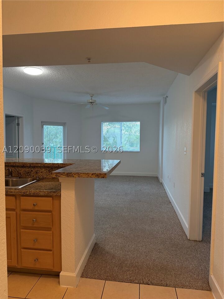 Property Photo: 6001 SW 70th St 443 FL 33143