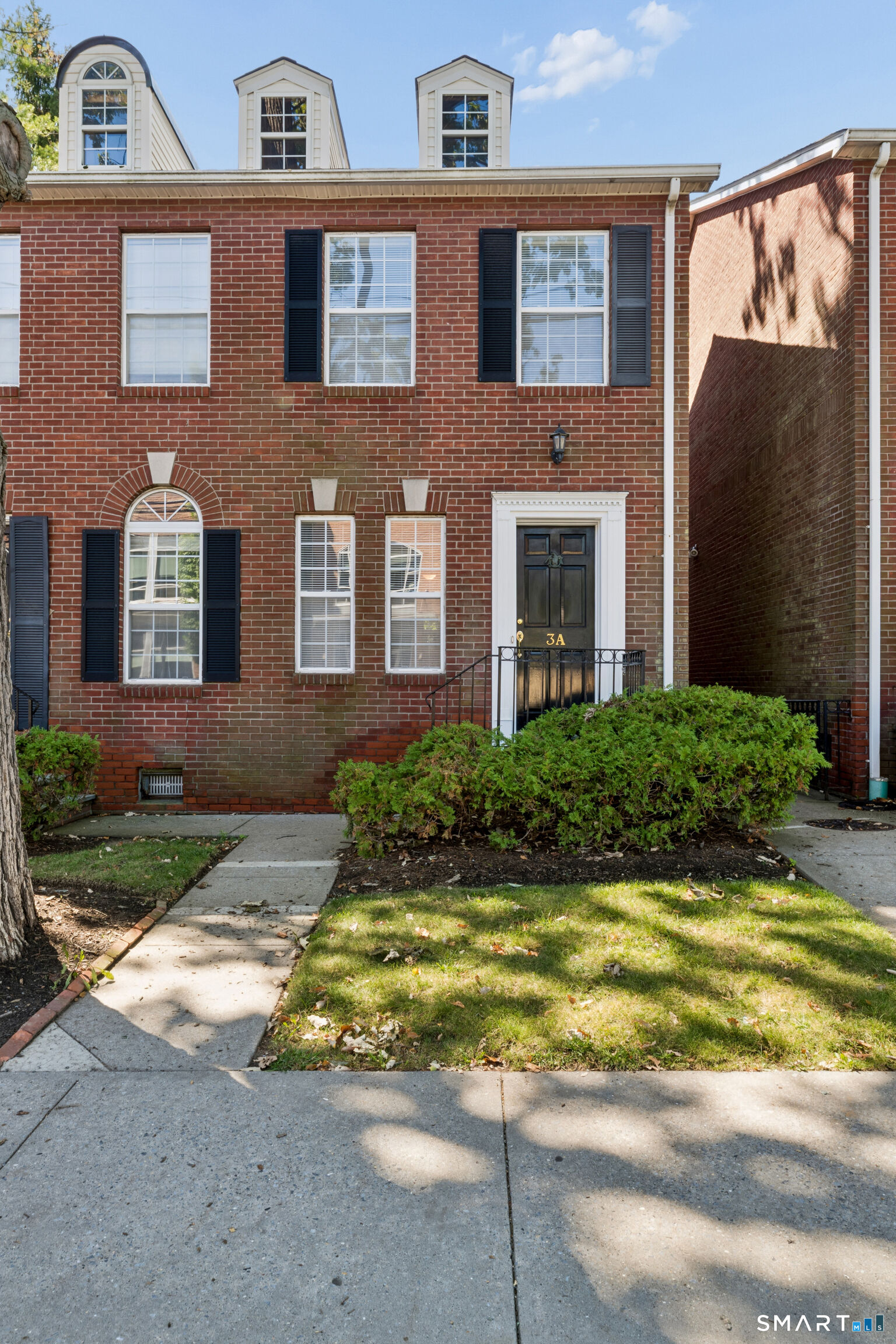 Property Photo:  1080 Bedford Street 3A  CT 06905 