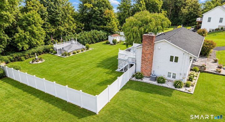 Property Photo: 2-B Sunrise Road CT 06810