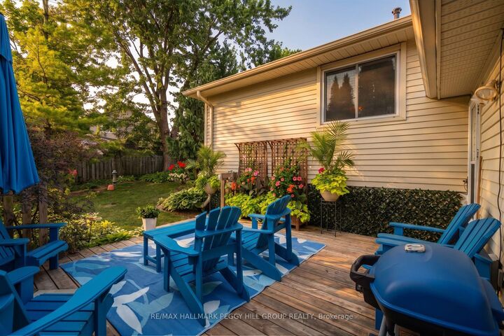Property Photo:  6 Oren Boulevard  ON L4N 4M1 