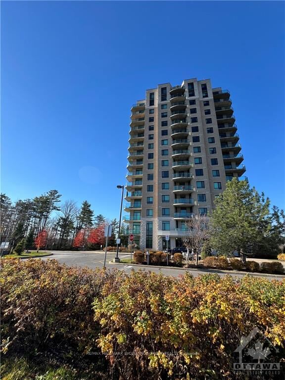 Property Photo:  100 Inlet Private 1406  ON K4A 0S8 
