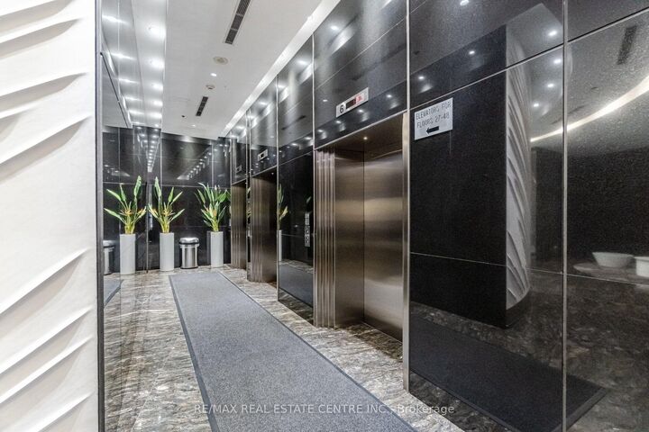 Property Photo:  50 Absolute Avenue Lph8  ON L4Z 0A9 