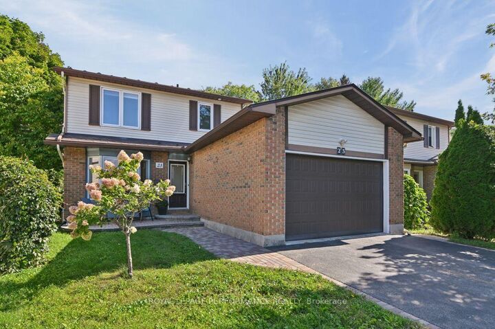 Property Photo:  23 Liston Crescent  ON K2L 2W3 